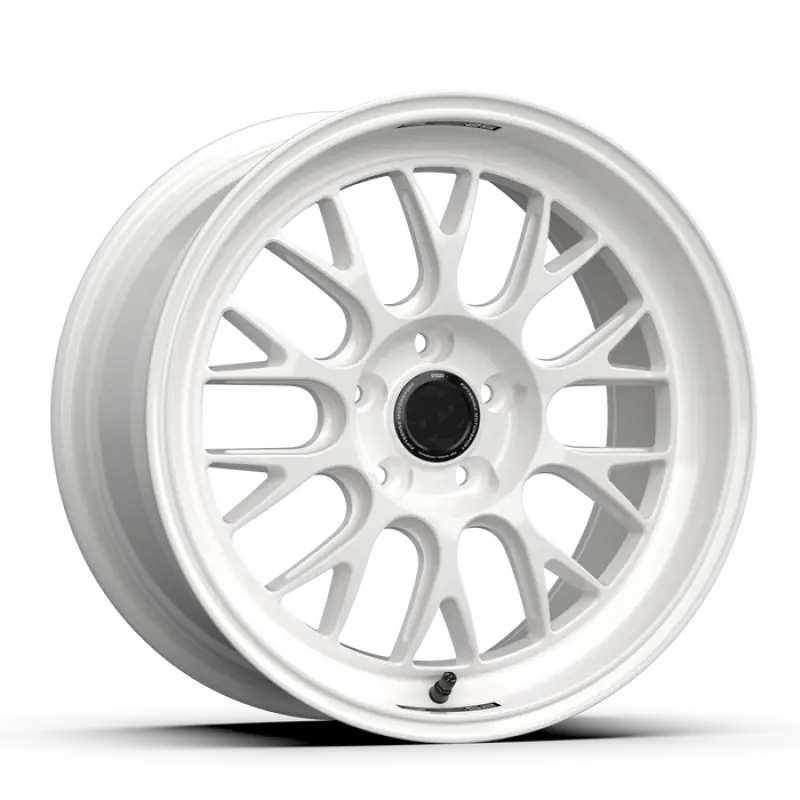 Fifteen52 Holeshot Rsr 18X9.5 5X114.3 38Mm Et 73.1Mm Center Bore Rally White 1