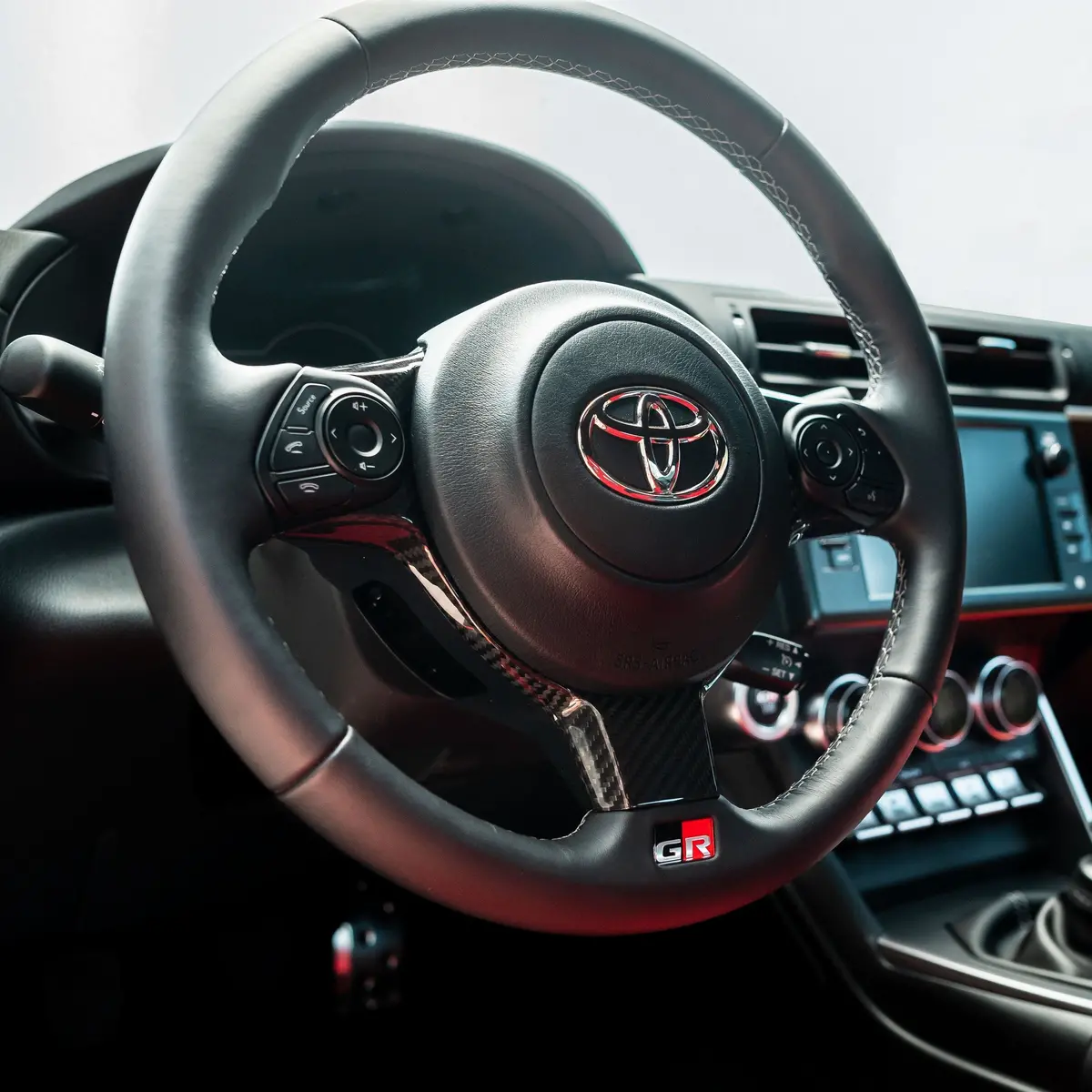 Driven.Media Carbon Fiber Steering Wheel Trim - 2022+ Toyota Gr86 / Subaru Brz 2
