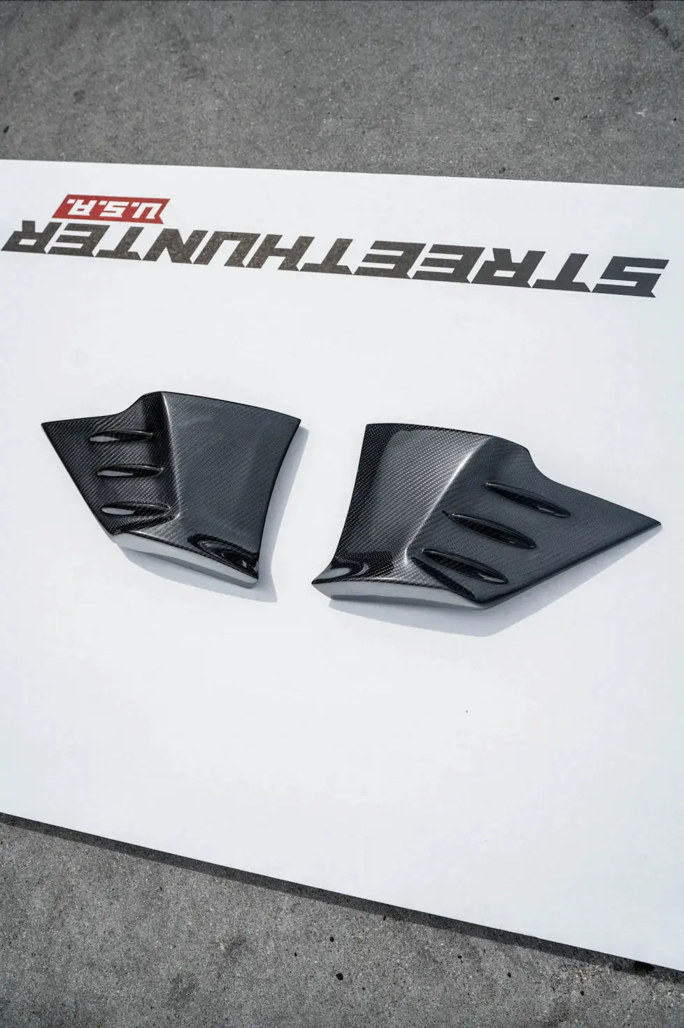 Streethunter Carbon Fiber Rear Bumper Cap - 2022+ Brz/Gr86 1