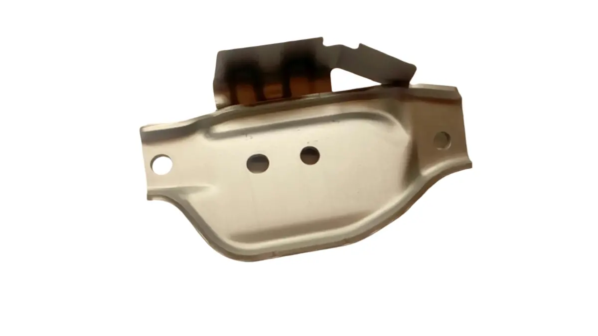Engine Mount Bracket (Right, Front) Part Number: 41031Va000 1